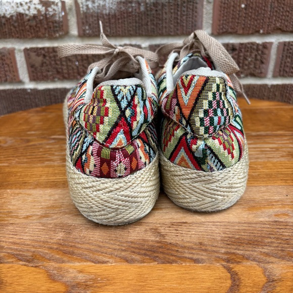 Jute Artisanal Colorful Flower Lace-Up Shoe Size 9.5 - Picture 4 of 9